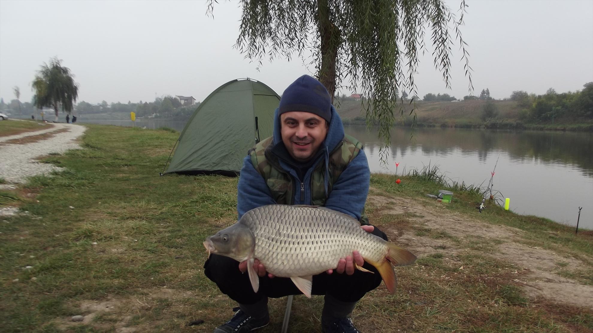 pescuit M.Vlasiei  2012 - dscf0241.JPG